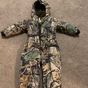 Toddler snow suit Cabela’s 2T